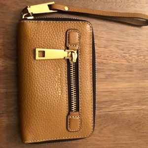 Marc Jacobs Gotham Leather Phone Wallet